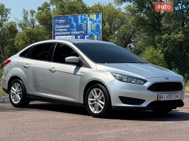 Сірий Форд Фокус, об'ємом двигуна 2 л та пробігом 189 тис. км за 8000 $, фото 1 на Automoto.ua