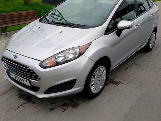 Серый Форд Фокус, объемом двигателя 1.6 л и пробегом 142 тыс. км за 7600 $, фото 1 на Automoto.ua