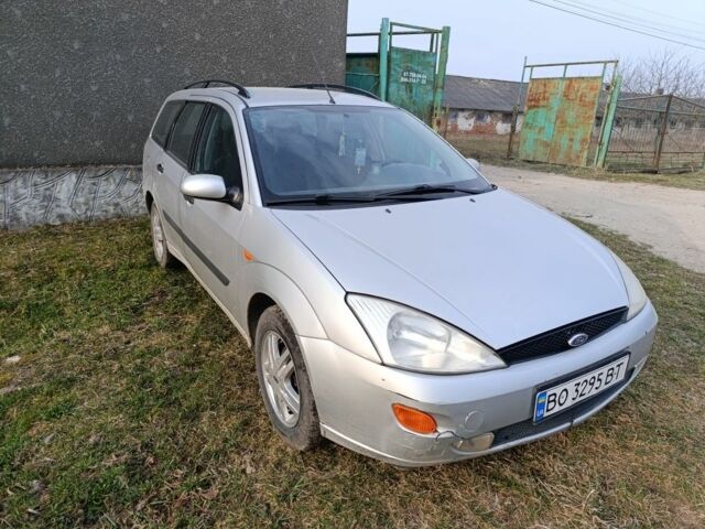 Серый Форд Фокус, объемом двигателя 1.6 л и пробегом 300 тыс. км за 1650 $, фото 1 на Automoto.ua