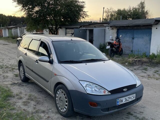 Сірий Форд Фокус, об'ємом двигуна 1.8 л та пробігом 237 тис. км за 2006 $, фото 1 на Automoto.ua