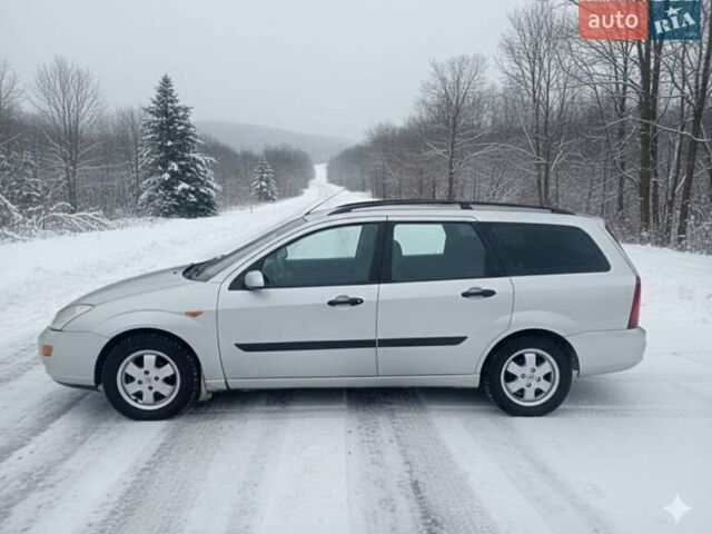 Сірий Форд Фокус, об'ємом двигуна 1.6 л та пробігом 326 тис. км за 2550 $, фото 1 на Automoto.ua