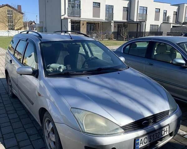 Серый Форд Фокус, объемом двигателя 1.75 л и пробегом 447 тыс. км за 4350 $, фото 1 на Automoto.ua