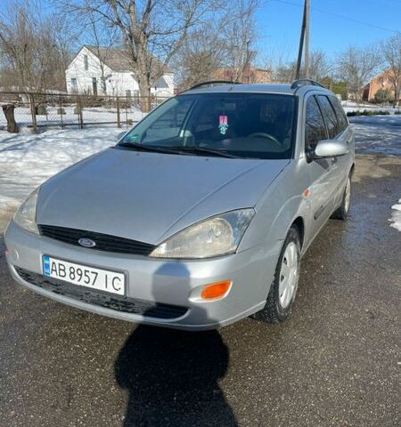 Серый Форд Фокус, объемом двигателя 1.39 л и пробегом 370 тыс. км за 2950 $, фото 1 на Automoto.ua