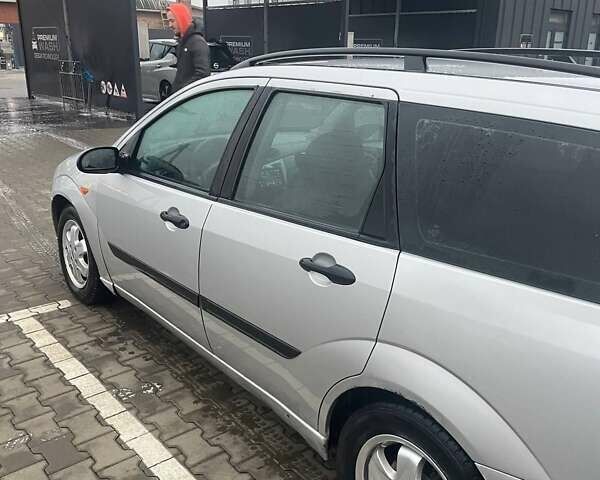 Серый Форд Фокус, объемом двигателя 1.6 л и пробегом 240 тыс. км за 2600 $, фото 1 на Automoto.ua