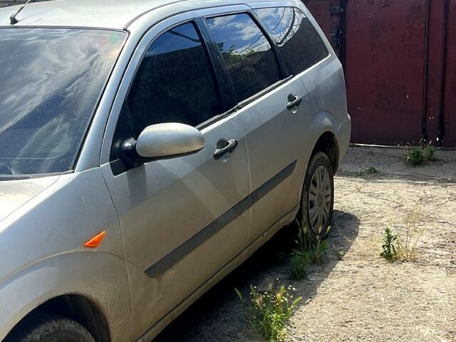 Сірий Форд Фокус, об'ємом двигуна 1.8 л та пробігом 0 тис. км за 2100 $, фото 1 на Automoto.ua