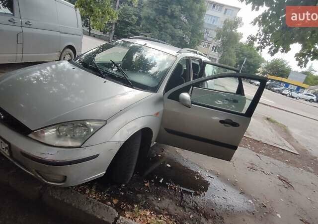 Сірий Форд Фокус, об'ємом двигуна 1.8 л та пробігом 300 тис. км за 3200 $, фото 1 на Automoto.ua