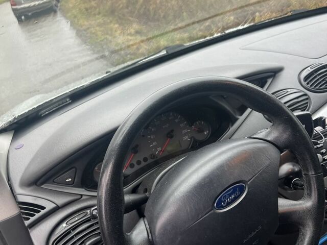 Сірий Форд Фокус, об'ємом двигуна 1.8 л та пробігом 315 тис. км за 468 $, фото 1 на Automoto.ua