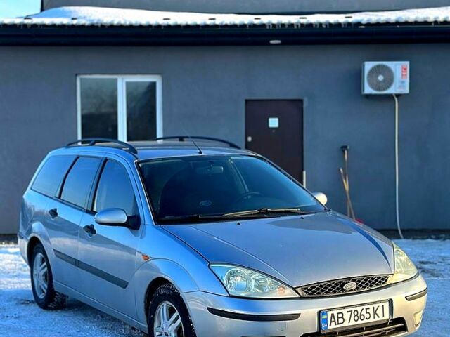 Серый Форд Фокус, объемом двигателя 1.6 л и пробегом 300 тыс. км за 3500 $, фото 1 на Automoto.ua