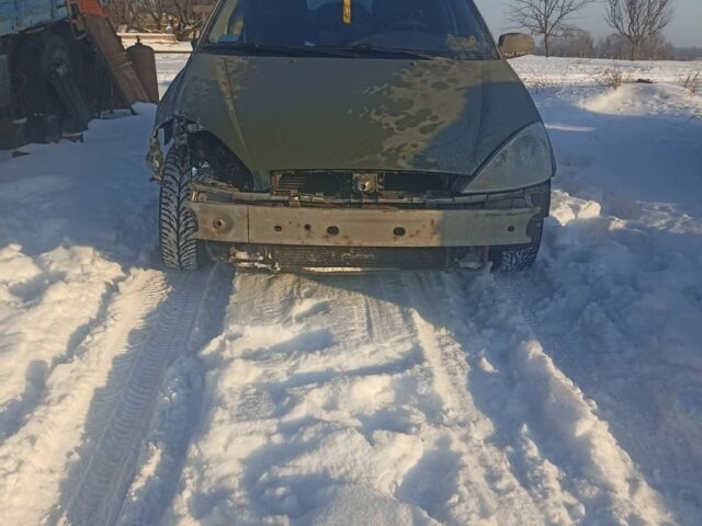 Серый Форд Фокус, объемом двигателя 1.6 л и пробегом 285 тыс. км за 600 $, фото 1 на Automoto.ua