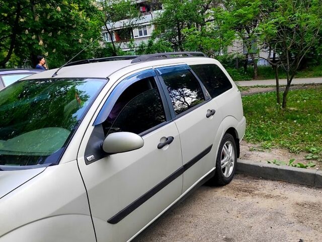 Сірий Форд Фокус, об'ємом двигуна 2.3 л та пробігом 200 тис. км за 3500 $, фото 1 на Automoto.ua