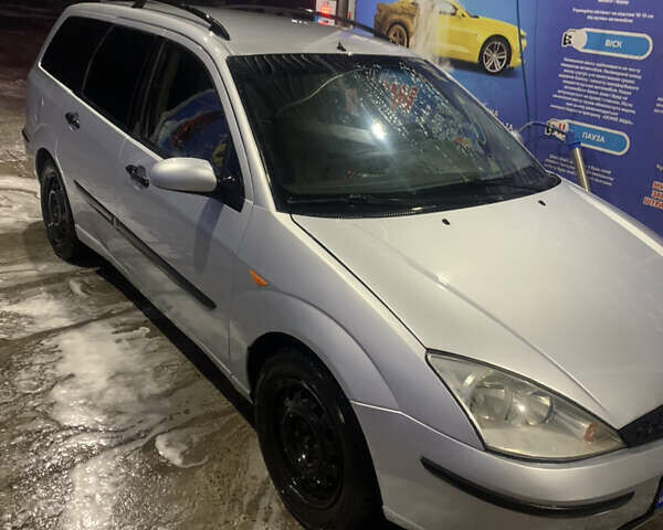 Серый Форд Фокус, объемом двигателя 1.6 л и пробегом 250 тыс. км за 2700 $, фото 1 на Automoto.ua