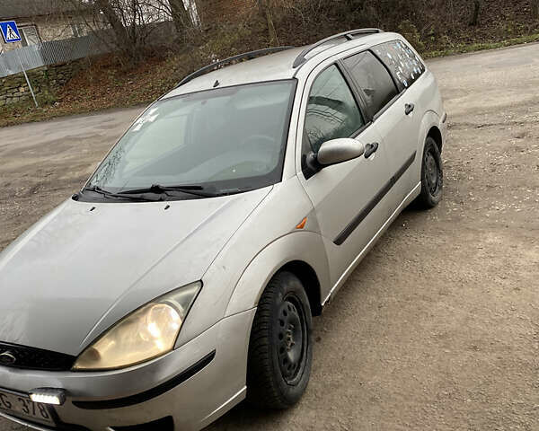 Серый Форд Фокус, объемом двигателя 1.8 л и пробегом 350 тыс. км за 1300 $, фото 1 на Automoto.ua