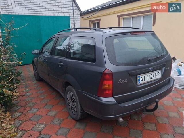 Сірий Форд Фокус, об'ємом двигуна 1.8 л та пробігом 260 тис. км за 3000 $, фото 1 на Automoto.ua