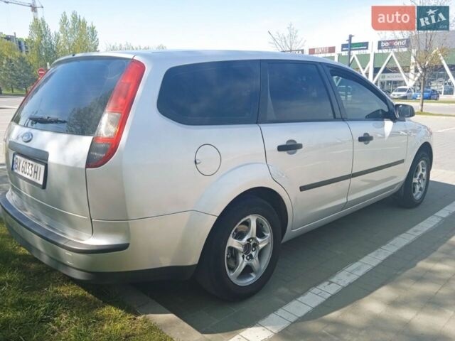 Сірий Форд Фокус, об'ємом двигуна 1.6 л та пробігом 293 тис. км за 4000 $, фото 1 на Automoto.ua