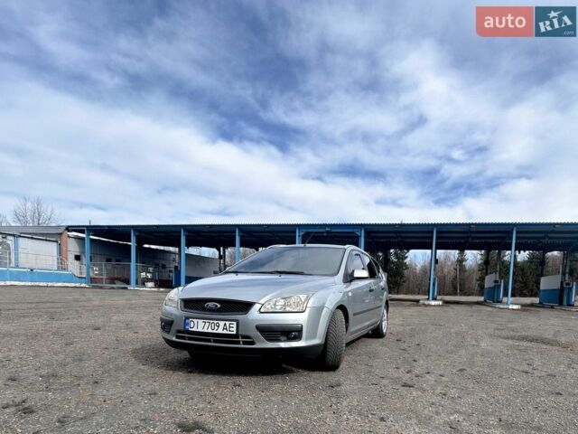 Сірий Форд Фокус, об'ємом двигуна 1.6 л та пробігом 294 тис. км за 4100 $, фото 1 на Automoto.ua