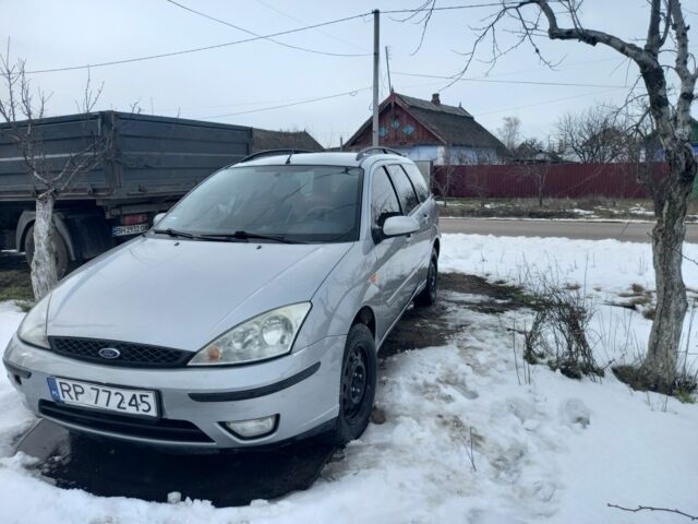 Сірий Форд Фокус, об'ємом двигуна 2 л та пробігом 450 тис. км за 1500 $, фото 1 на Automoto.ua