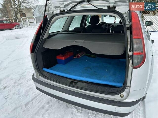 Сірий Форд Фокус, об'ємом двигуна 1.6 л та пробігом 210 тис. км за 3800 $, фото 1 на Automoto.ua