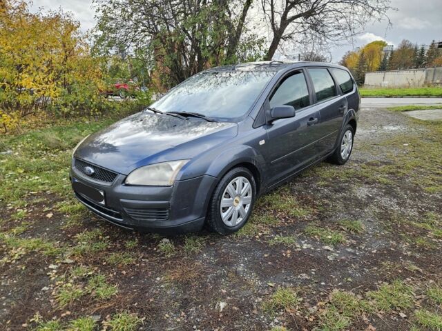 Форд Фокус 2005 в Житомире на Automoto.ua Серый Форд Фокус, объемом двигателя 1.6 л и пробегом 400 тыс. км за 1900 $, фото 1 на Automoto.ua