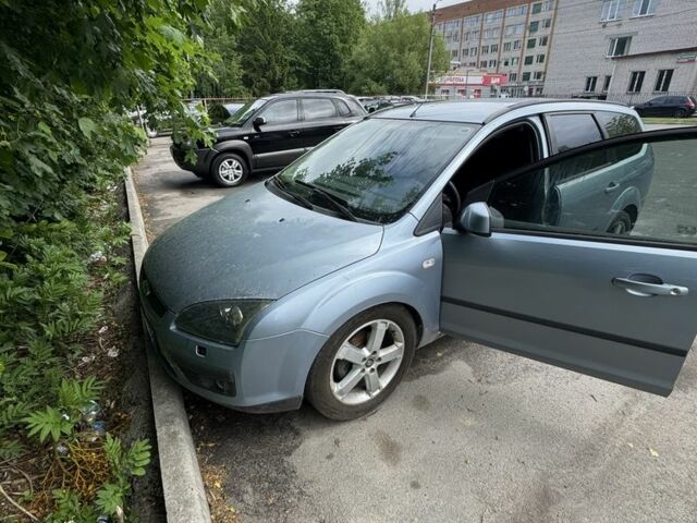 Серый Форд Фокус, объемом двигателя 1.6 л и пробегом 248 тыс. км за 3500 $, фото 1 на Automoto.ua