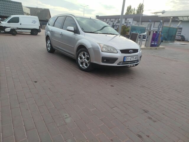 Серый Форд Фокус, объемом двигателя 1.8 л и пробегом 388 тыс. км за 4300 $, фото 1 на Automoto.ua