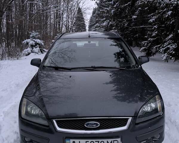 Серый Форд Фокус, объемом двигателя 1.8 л и пробегом 267 тыс. км за 4480 $, фото 1 на Automoto.ua