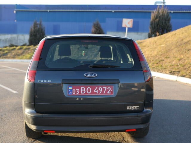 Сірий Форд Фокус, об'ємом двигуна 2 л та пробігом 156 тис. км за 5300 $, фото 1 на Automoto.ua