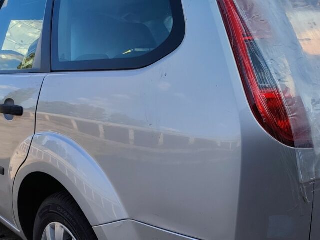 Сірий Форд Фокус, об'ємом двигуна 0 л та пробігом 2 тис. км за 2300 $, фото 1 на Automoto.ua