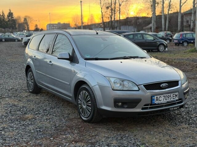 Сірий Форд Фокус, об'ємом двигуна 1.6 л та пробігом 224 тис. км за 3750 $, фото 1 на Automoto.ua