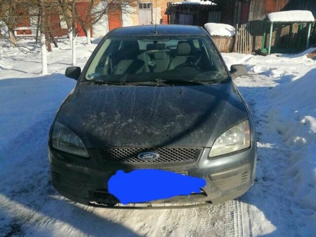 Серый Форд Фокус, объемом двигателя 1.8 л и пробегом 287 тыс. км за 1650 $, фото 1 на Automoto.ua