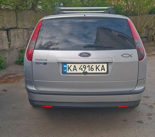 Сірий Форд Фокус, об'ємом двигуна 1.9 л та пробігом 250 тис. км за 3200 $, фото 1 на Automoto.ua