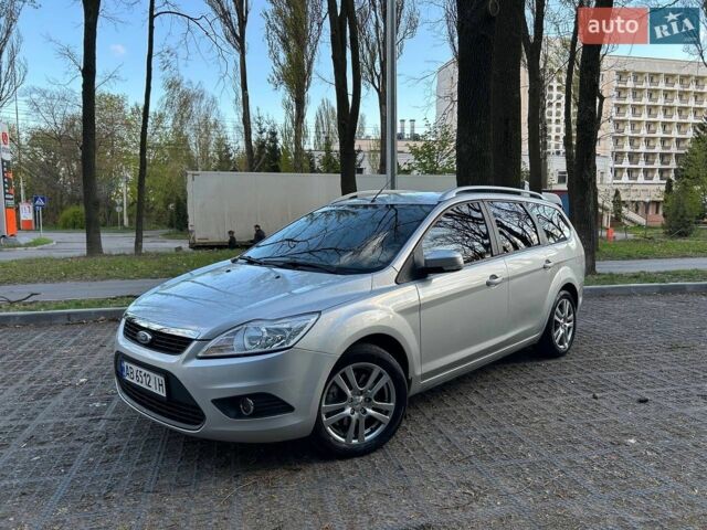 Сірий Форд Фокус, об'ємом двигуна 1.75 л та пробігом 250 тис. км за 5000 $, фото 1 на Automoto.ua
