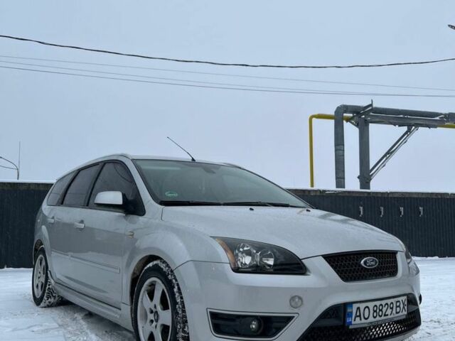 Серый Форд Фокус, объемом двигателя 2 л и пробегом 320 тыс. км за 4450 $, фото 1 на Automoto.ua