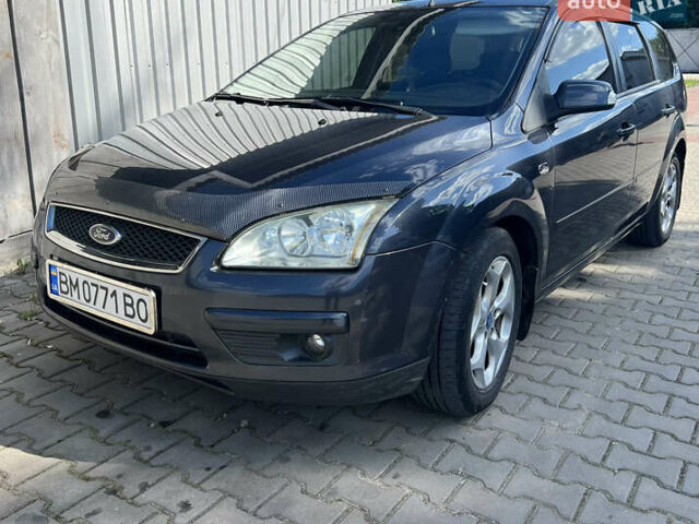 Серый Форд Фокус, объемом двигателя 2 л и пробегом 240 тыс. км за 5500 $, фото 1 на Automoto.ua