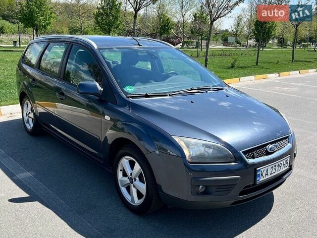 Сірий Форд Фокус, об'ємом двигуна 1.8 л та пробігом 305 тис. км за 4100 $, фото 1 на Automoto.ua