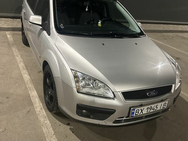 Серый Форд Фокус, объемом двигателя 1.6 л и пробегом 3 тыс. км за 3300 $, фото 1 на Automoto.ua