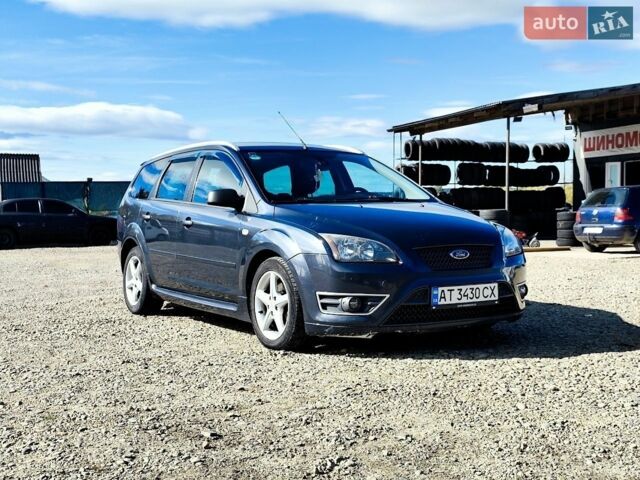 Серый Форд Фокус, объемом двигателя 2 л и пробегом 275 тыс. км за 3550 $, фото 1 на Automoto.ua