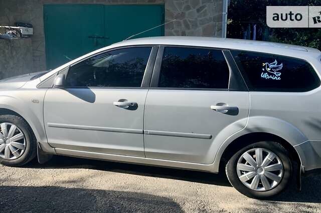 Форд Фокус 2007 в Тетиеве на Automoto.ua Серый Форд Фокус, объемом двигателя 1.56 л и пробегом 260 тыс. км за 5300 $, фото 1 на Automoto.ua