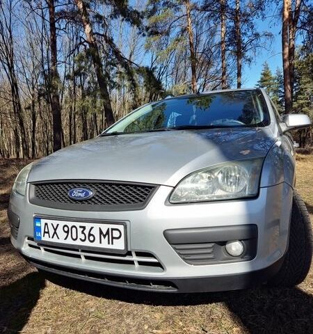 Серый Форд Фокус, объемом двигателя 1.6 л и пробегом 294 тыс. км за 4800 $, фото 1 на Automoto.ua