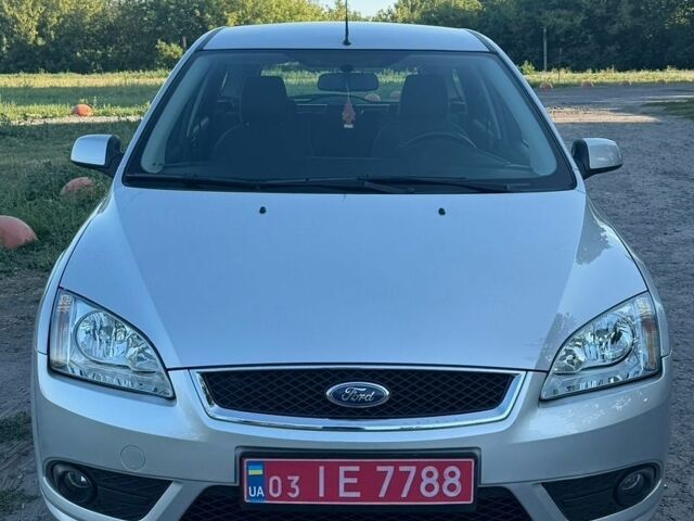 Сірий Форд Фокус, об'ємом двигуна 2 л та пробігом 169 тис. км за 6100 $, фото 1 на Automoto.ua