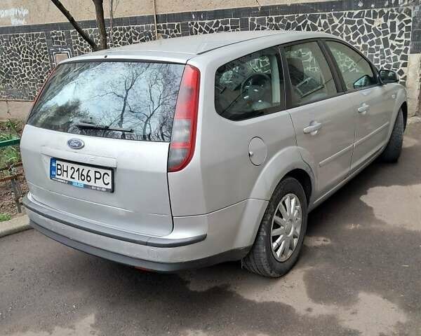 Сірий Форд Фокус, об'ємом двигуна 1.8 л та пробігом 400 тис. км за 4100 $, фото 1 на Automoto.ua