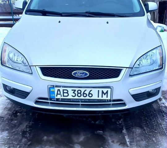 Серый Форд Фокус, объемом двигателя 1.6 л и пробегом 26000 тыс. км за 5200 $, фото 1 на Automoto.ua