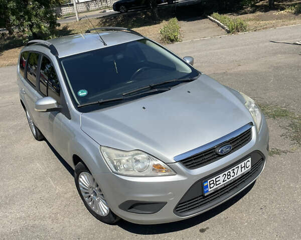 Серый Форд Фокус, объемом двигателя 1.6 л и пробегом 257 тыс. км за 5200 $, фото 1 на Automoto.ua
