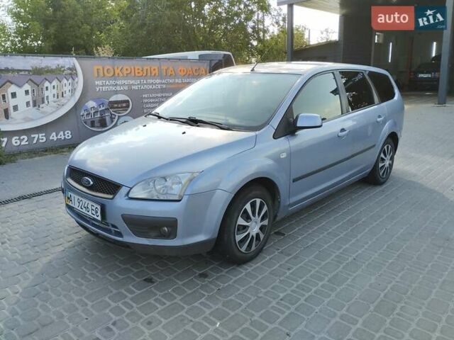 Серый Форд Фокус, объемом двигателя 1.6 л и пробегом 219 тыс. км за 5500 $, фото 1 на Automoto.ua