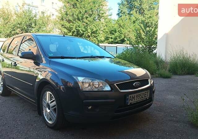 Сірий Форд Фокус, об'ємом двигуна 1.8 л та пробігом 231 тис. км за 5000 $, фото 1 на Automoto.ua