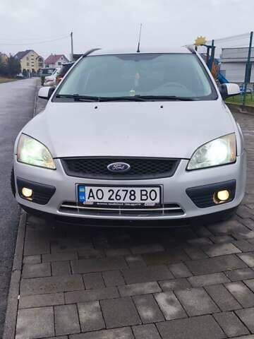 Сірий Форд Фокус, об'ємом двигуна 1.6 л та пробігом 248 тис. км за 4100 $, фото 1 на Automoto.ua