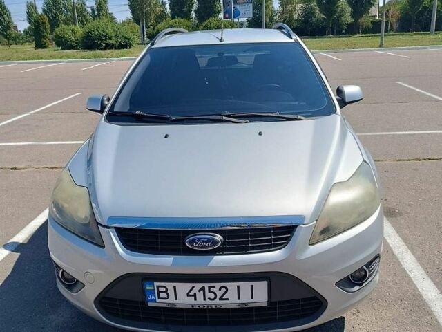 Сірий Форд Фокус, об'ємом двигуна 1.6 л та пробігом 331 тис. км за 4000 $, фото 1 на Automoto.ua
