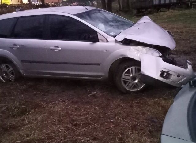 Серый Форд Фокус, объемом двигателя 0 л и пробегом 280 тыс. км за 1050 $, фото 1 на Automoto.ua