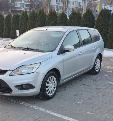 Серый Форд Фокус, объемом двигателя 1.6 л и пробегом 165 тыс. км за 4555 $, фото 1 на Automoto.ua