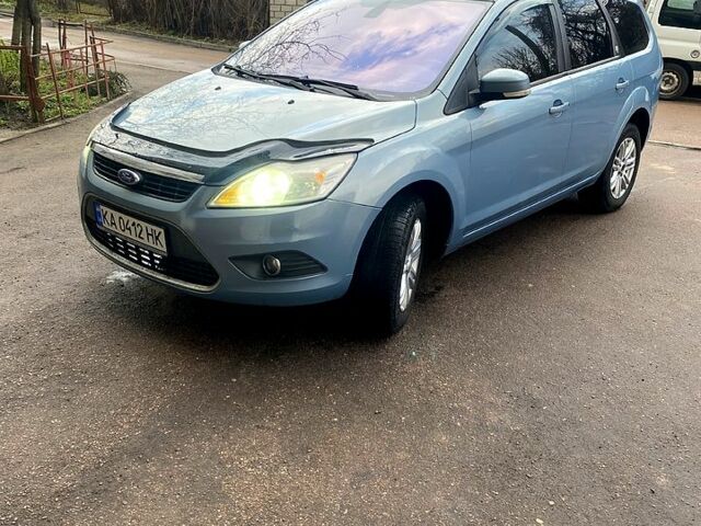 Сірий Форд Фокус, об'ємом двигуна 1.6 л та пробігом 300 тис. км за 5500 $, фото 1 на Automoto.ua