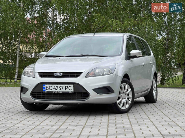 Серый Форд Фокус, объемом двигателя 1.56 л и пробегом 221 тыс. км за 4750 $, фото 1 на Automoto.ua